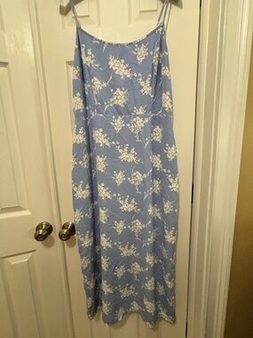 Abercrombie & Fitch Light Blue and White Floral Maxi Slip Skirt